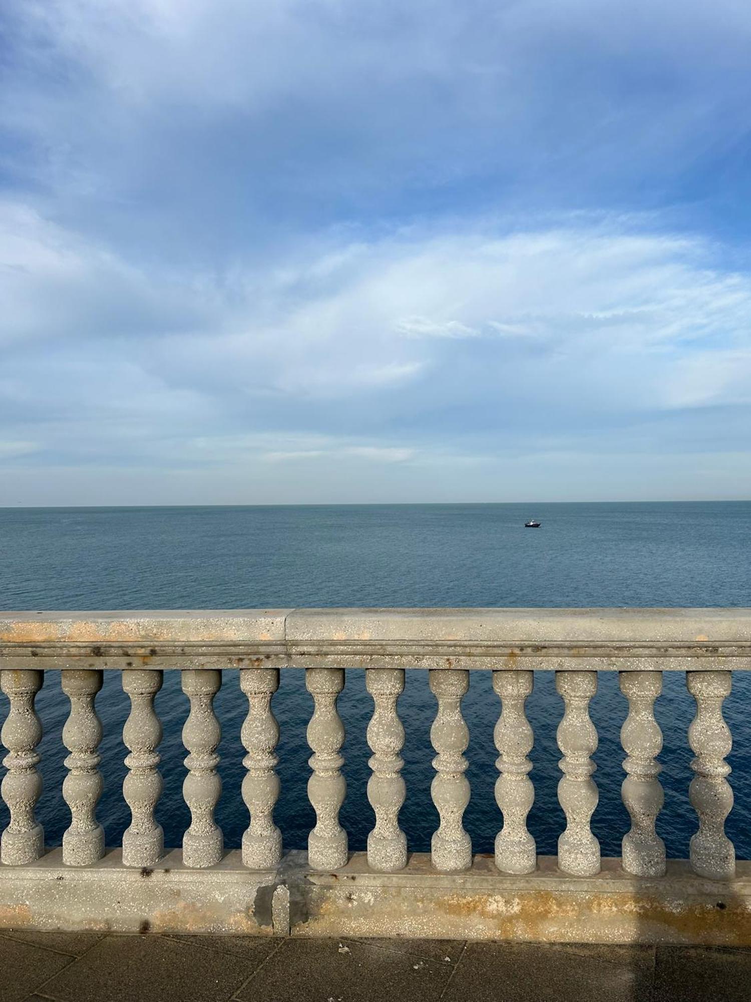 Apartamento Premium En Plaza Mina Minimalismo Y Confort A Pasos Del Mar كاديز المظهر الخارجي الصورة